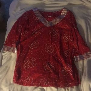 Red long sleeve shirt! With glitter collar!